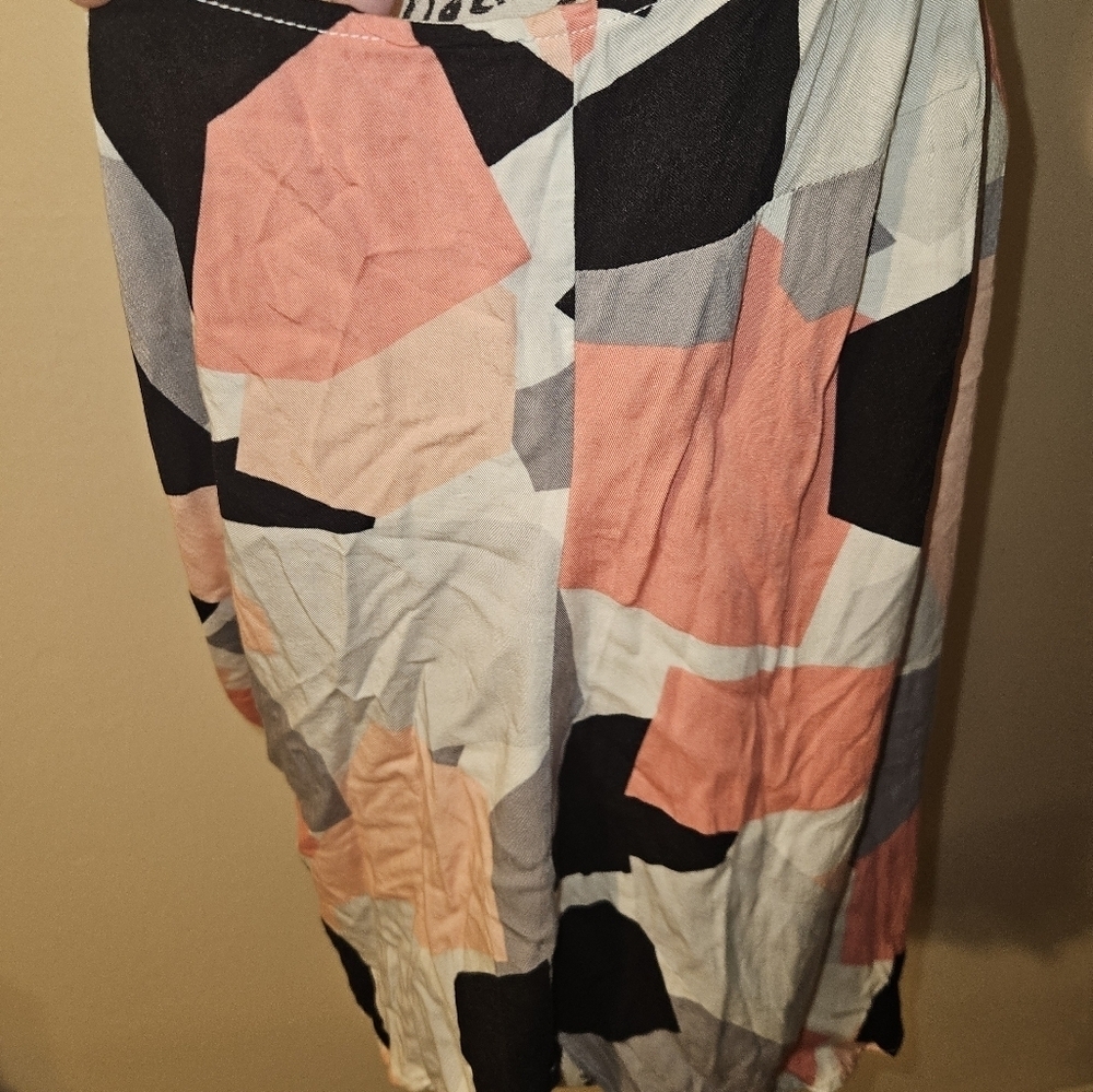 Torrid Womans Spaghetti Strap Tank Top Size 2 - Picture 4 of 9